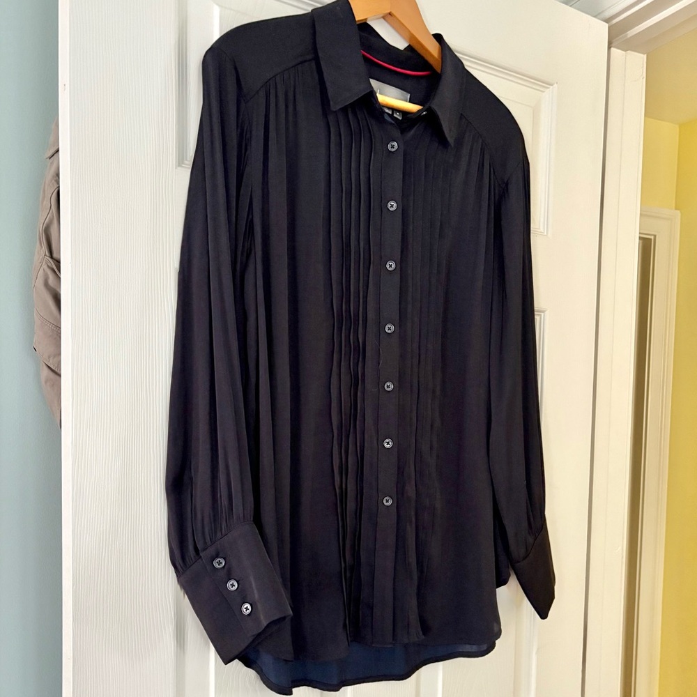 Anthropologie Black Pleated Blouse Sz M